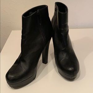 🔹CANDIES Leather Ankle Booties